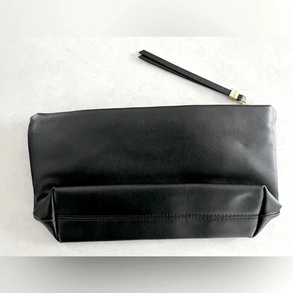 NWOT DKNY Donna Karan/ ๐ฐ2 for $10๐ฐ Black faux leather/ Cosmetic/ Travel bag - Picture 3 of 10